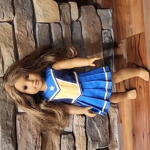 American girl doll - brown hair brown eyes